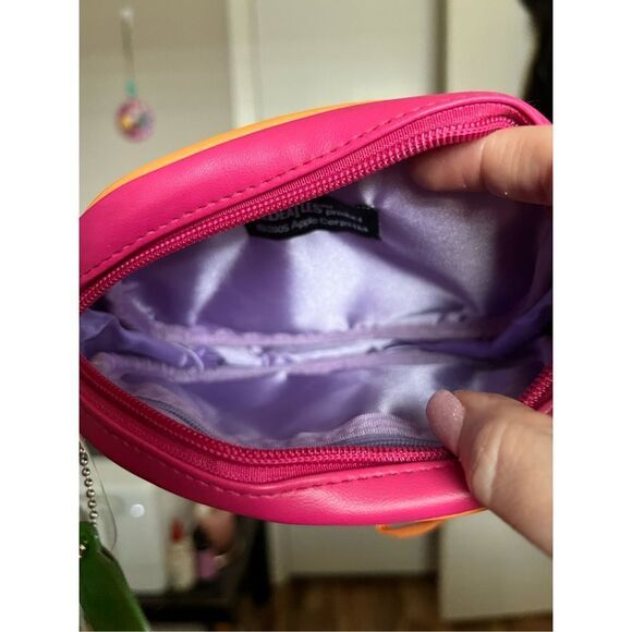 The Beatles Yellow Submarine All You Need Is Love Pouch  RARE. - Picture 4 of 6